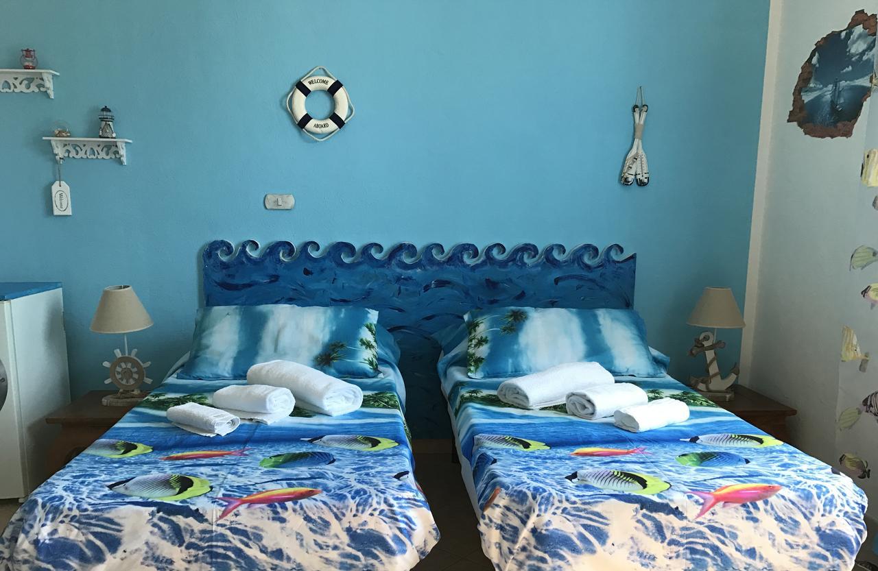 Acquamarina B&B La Maddalena  ภายนอก รูปภาพ